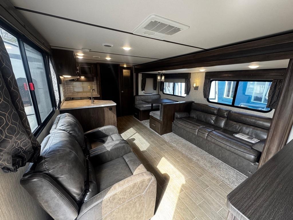 Forest River Alpha Wolf  2020