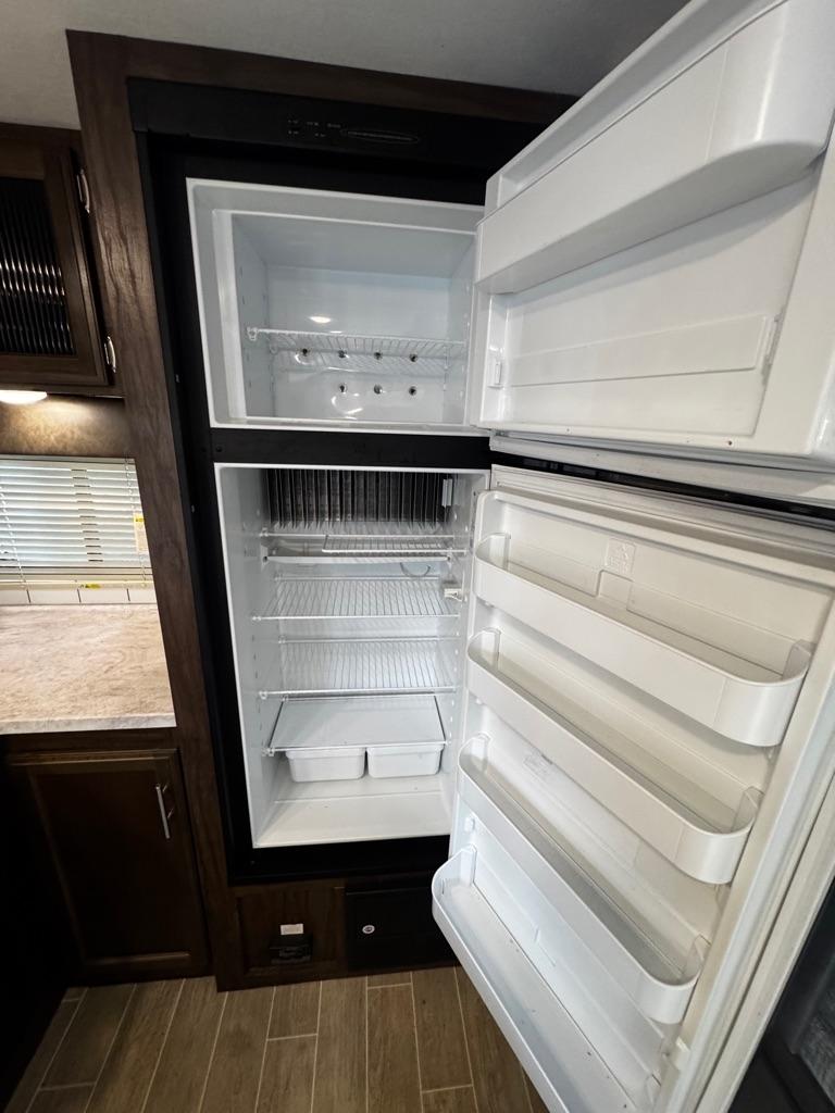 Forest River Alpha Wolf  2020