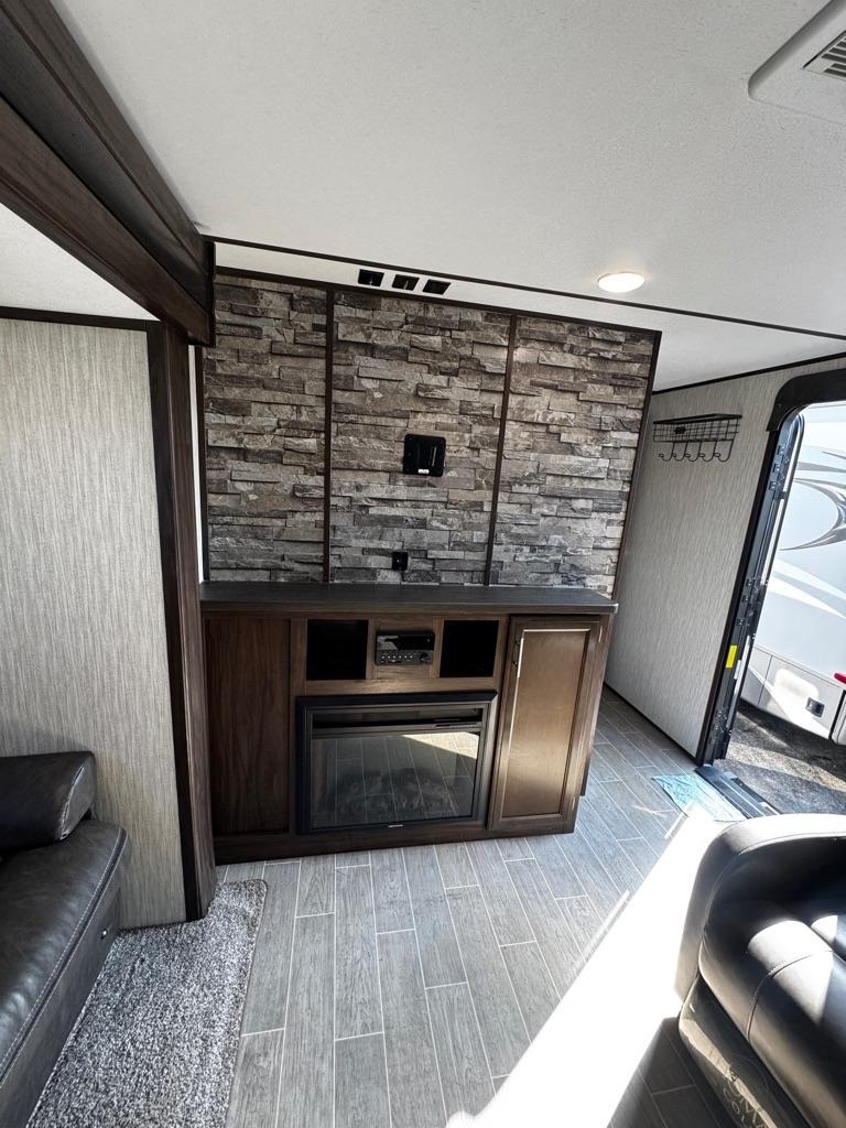 Forest River Alpha Wolf  2020