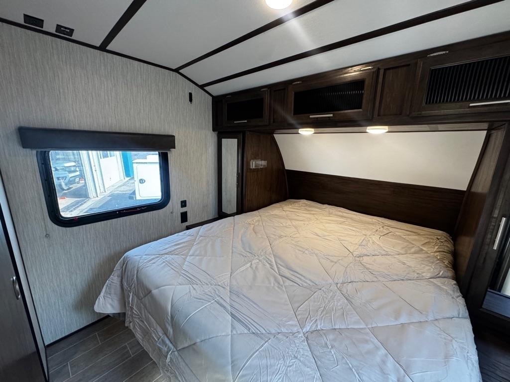 Forest River Alpha Wolf  2020