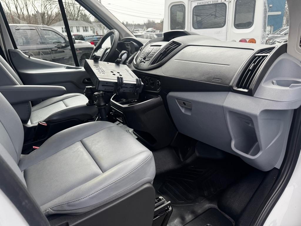 Ford Transit Van T-350 148" Med Rf 9500 GVWR Sliding RH Dr 2019