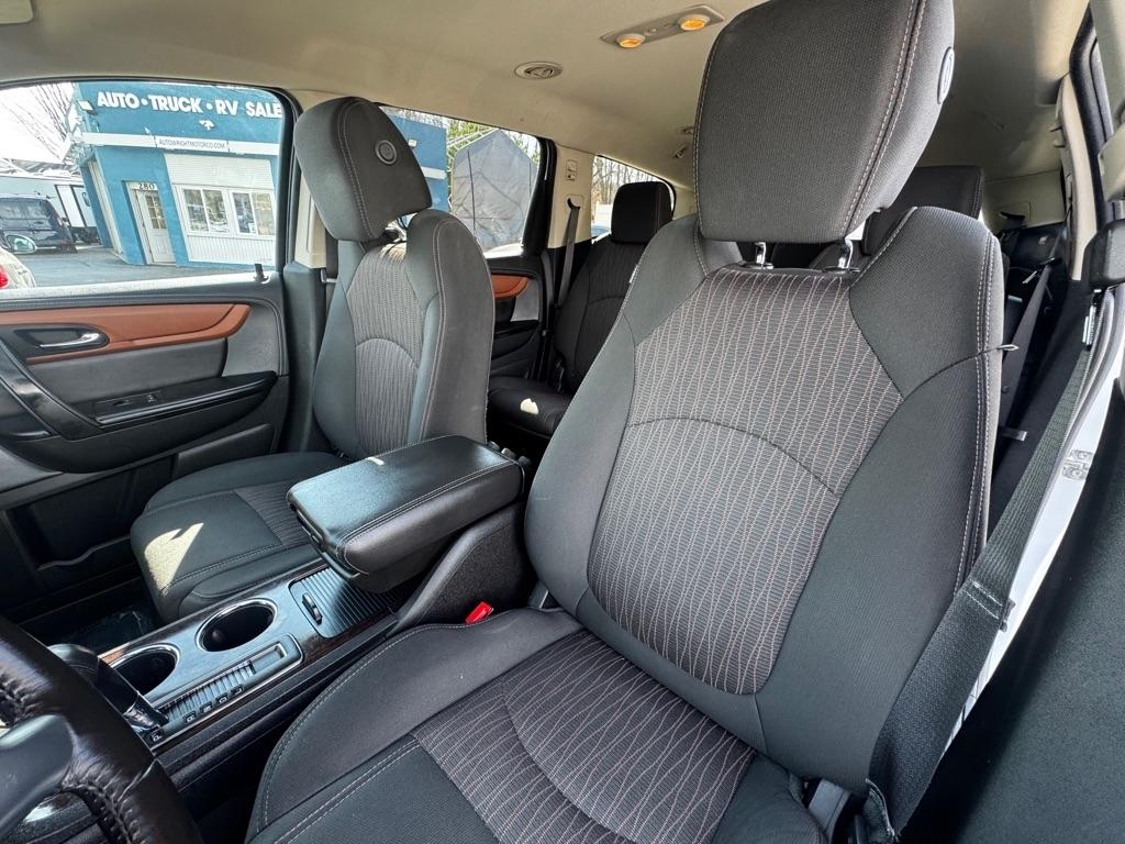 Chevrolet Traverse AWD 4dr LT w/1LT 2017