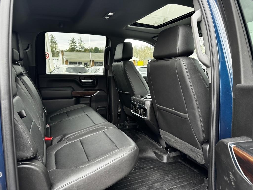 GMC Sierra 2500HD 4WD Crew Cab 159" SLT 2023