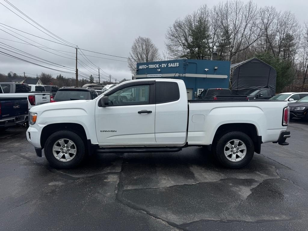 GMC Canyon 2WD Ext Cab 128.3" 2016