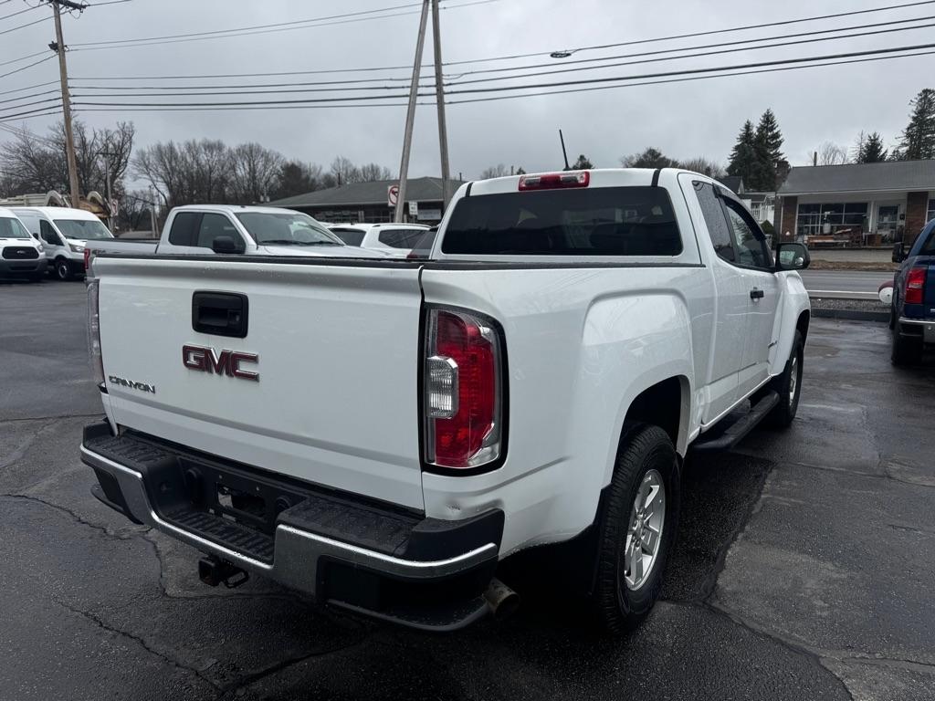 GMC Canyon 2WD Ext Cab 128.3" 2016
