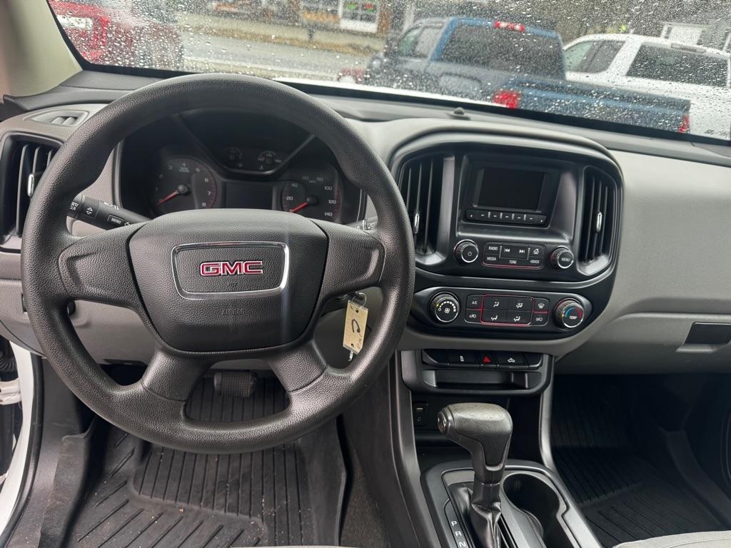 GMC Canyon 2WD Ext Cab 128.3" 2016