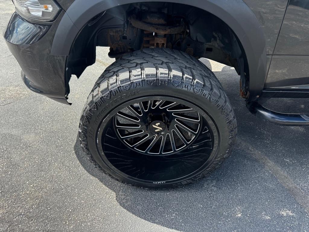 RAM 1500 Express 4x4 Regular Cab 6'4" Box 2017