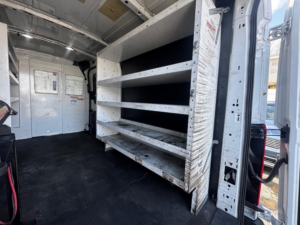 Ford Transit Van T-350 148" Med Rf 9500 GVWR Sliding RH Dr 2019