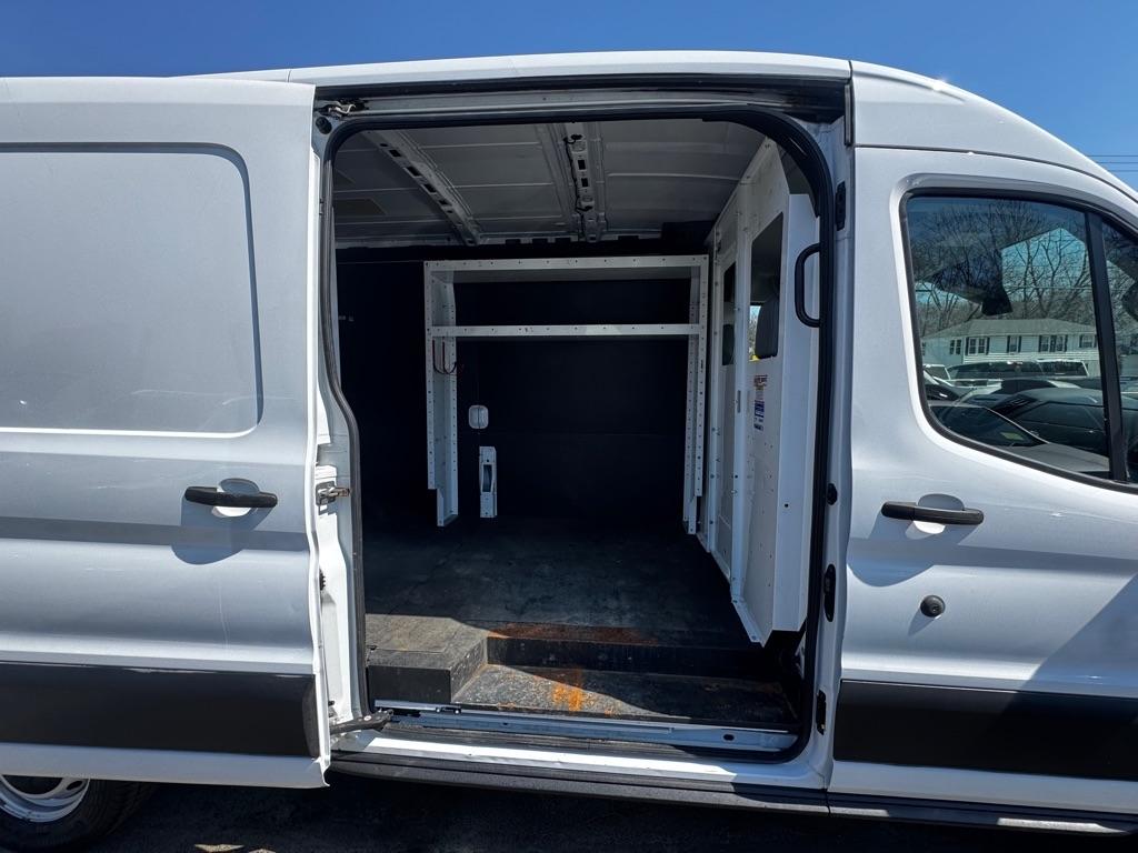 Ford Transit Van T-350 148" Med Rf 9500 GVWR Sliding RH Dr 2019