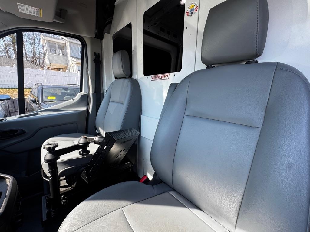 Ford Transit Van T-350 148" Med Rf 9500 GVWR Sliding RH Dr 2019