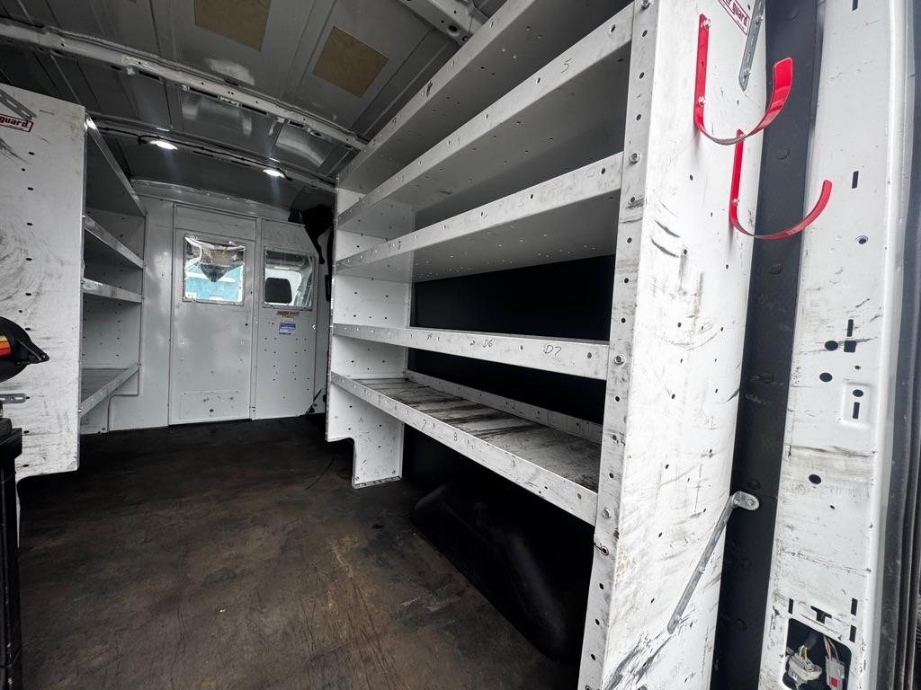 Ford Transit Van T-350 148" Med Rf 9500 GVWR Sliding RH Dr 2019