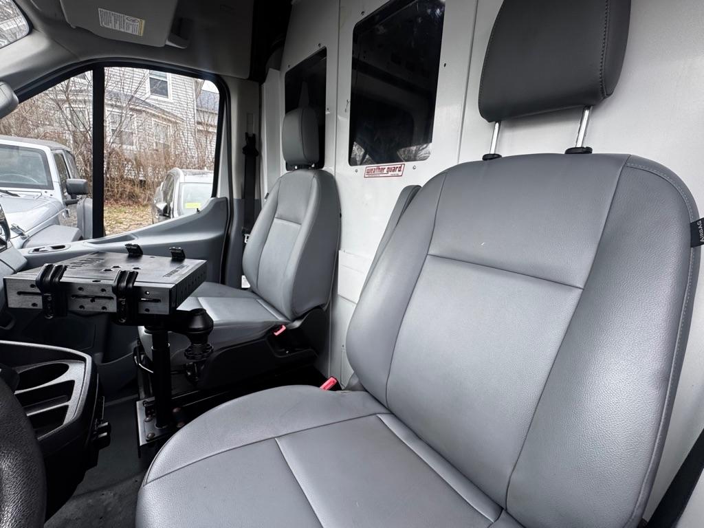 Ford Transit Van T-350 148" Med Rf 9500 GVWR Sliding RH Dr 2019