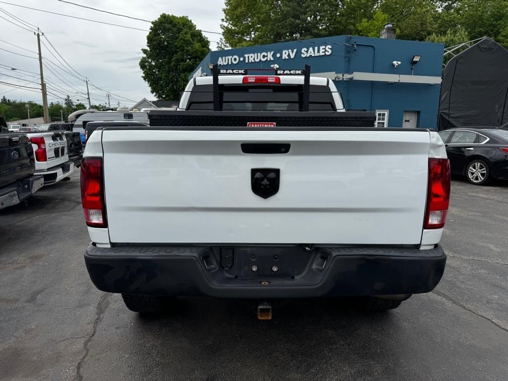 RAM 1500 4WD Crew Cab 140.5" Tradesman 2014