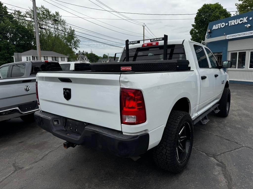 RAM 1500 4WD Crew Cab 140.5" Tradesman 2014