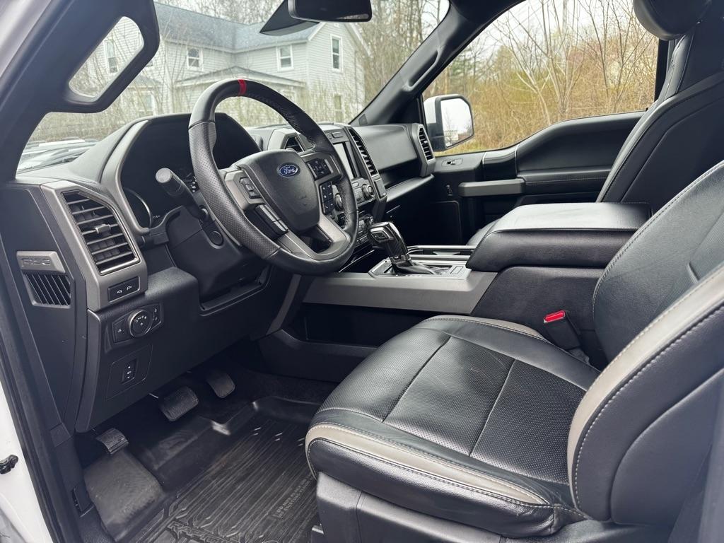 Ford F-150 Raptor 4WD SuperCrew 5.5' Box 2017