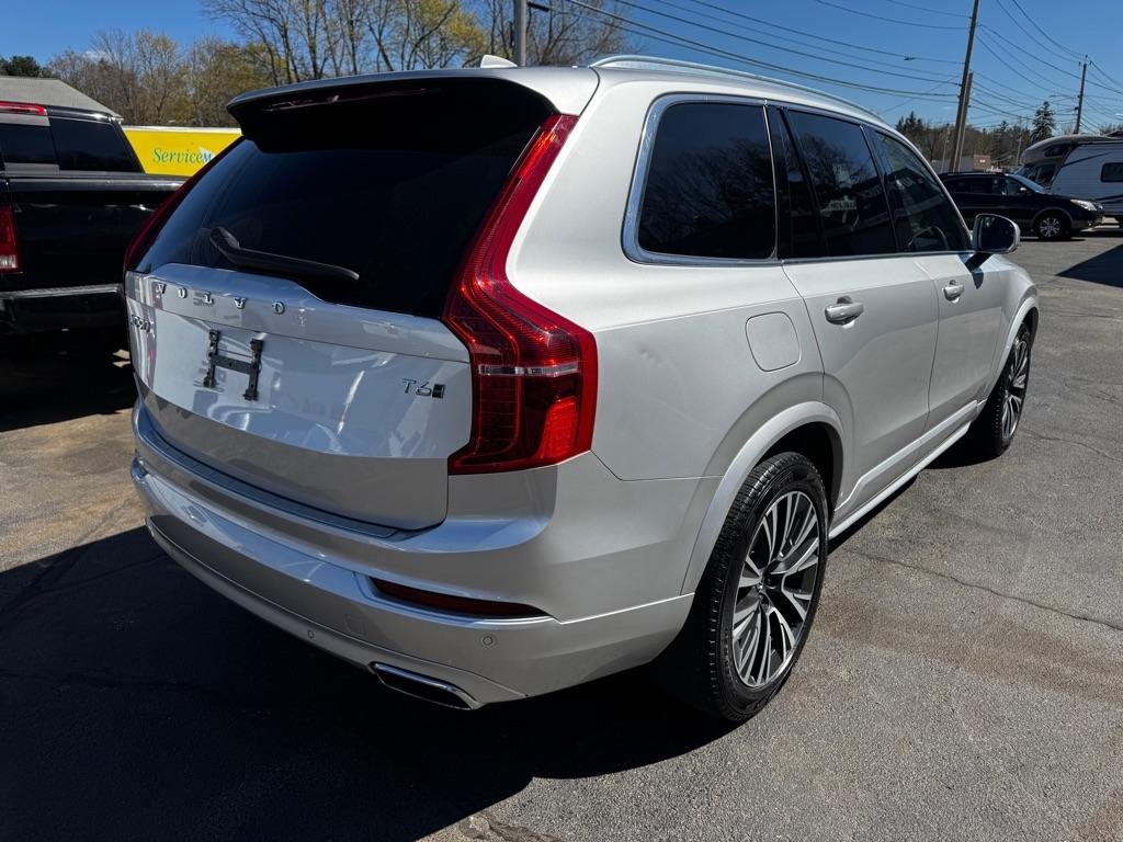 Volvo XC90 T6 AWD Momentum 6P 2021