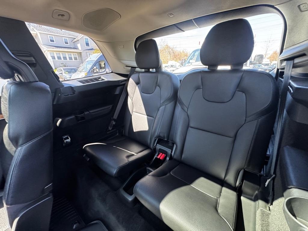 Volvo XC90 T6 AWD Momentum 6P 2021