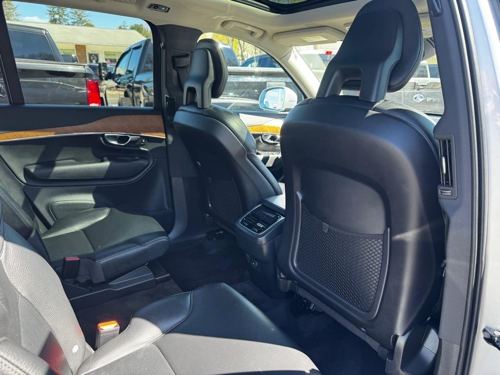 Volvo XC90 T6 AWD Momentum 6P 2021
