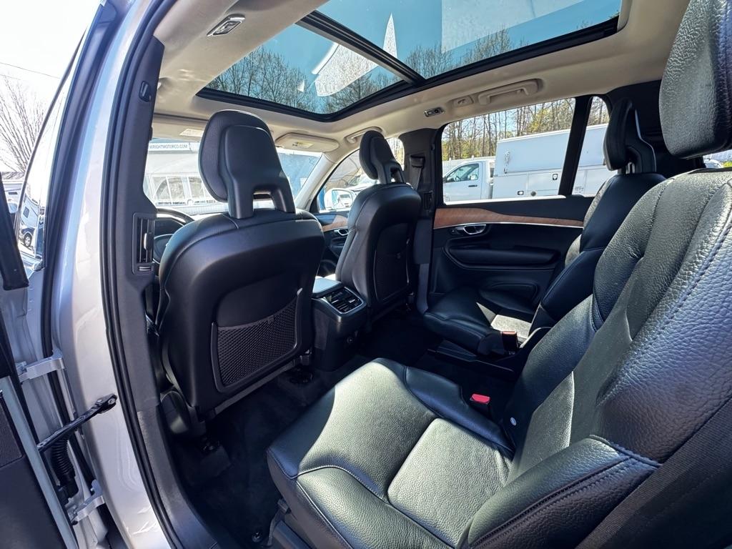 Volvo XC90 T6 AWD Momentum 6P 2021