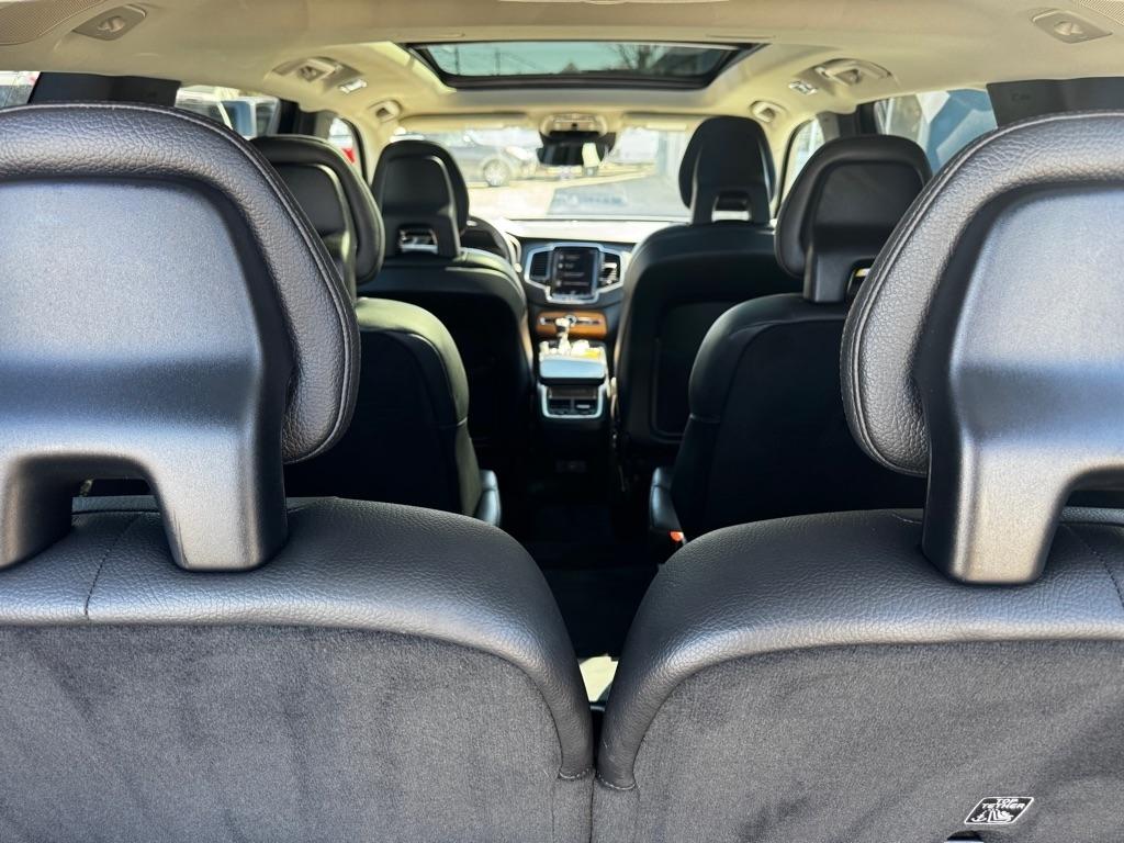 Volvo XC90 T6 AWD Momentum 6P 2021