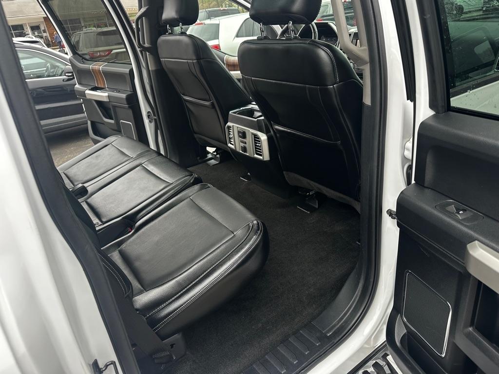 Ford F-150 Lariat 4WD SuperCrew 5.5' Box 2015