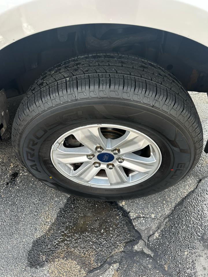 Ford F-150 4WD SuperCab 145" XLT 2015