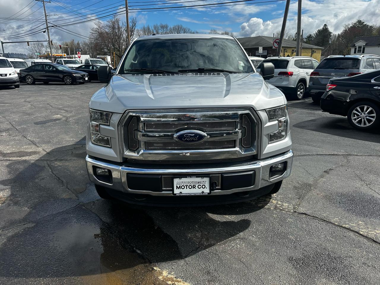 Ford F-150 4WD SuperCab 145" XLT 2015