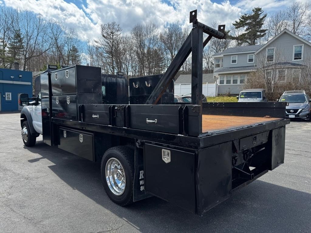 Ford Super Duty F-550 DRW 2WD Reg Cab 165" WB 84" CA XLT 2016