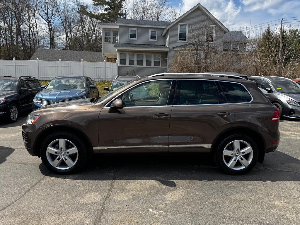 Volkswagen Touareg 4dr TDI Sport w/Nav 2014