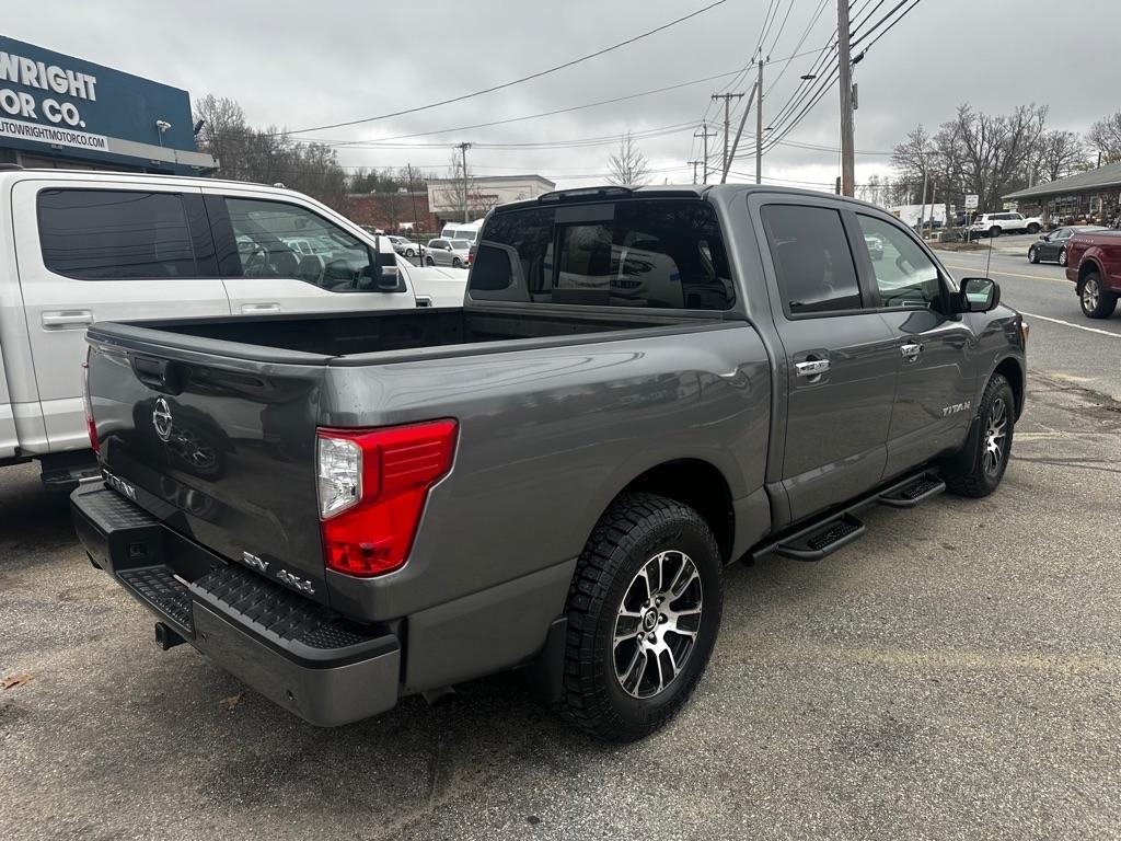 Nissan Titan 4x4 Crew Cab SV 2021