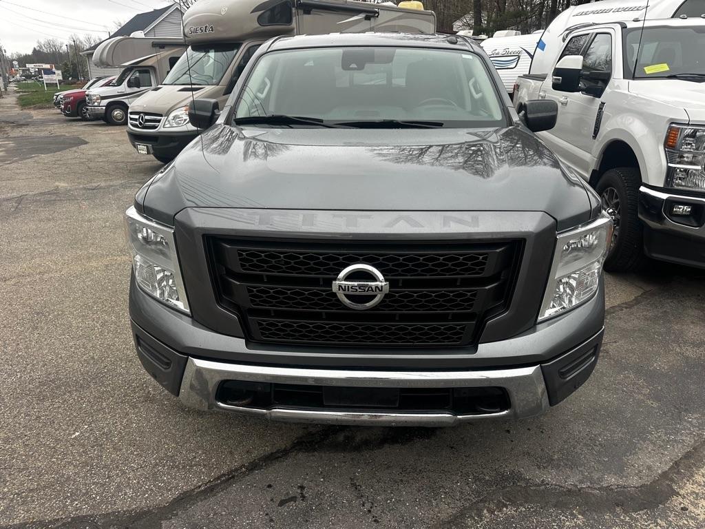 Nissan Titan 4x4 Crew Cab SV 2021