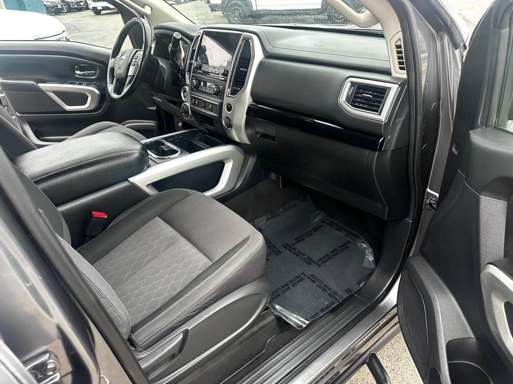 Nissan Titan 4x4 Crew Cab SV 2021