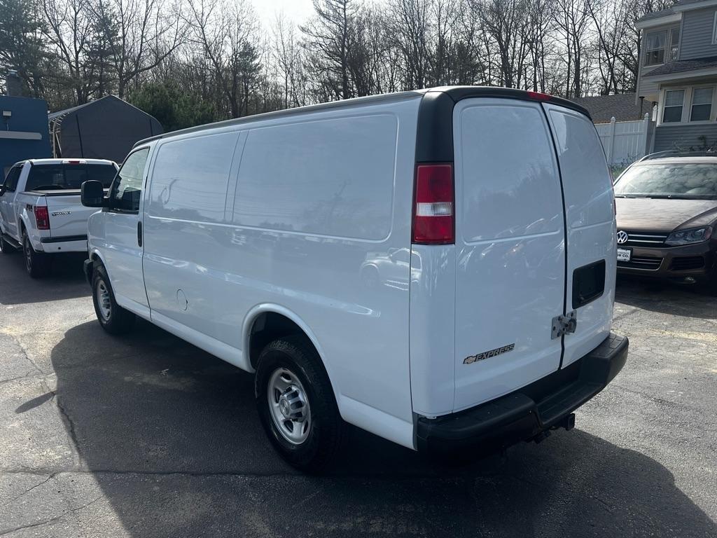 Chevrolet Express Cargo Van RWD 2500 135" 2019