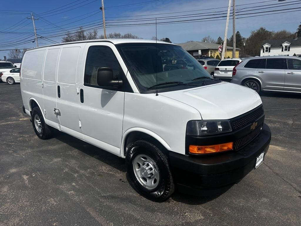Chevrolet Express Cargo Van RWD 2500 135" 2019
