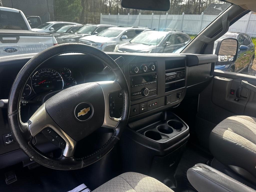 Chevrolet Express Cargo Van RWD 2500 135" 2019