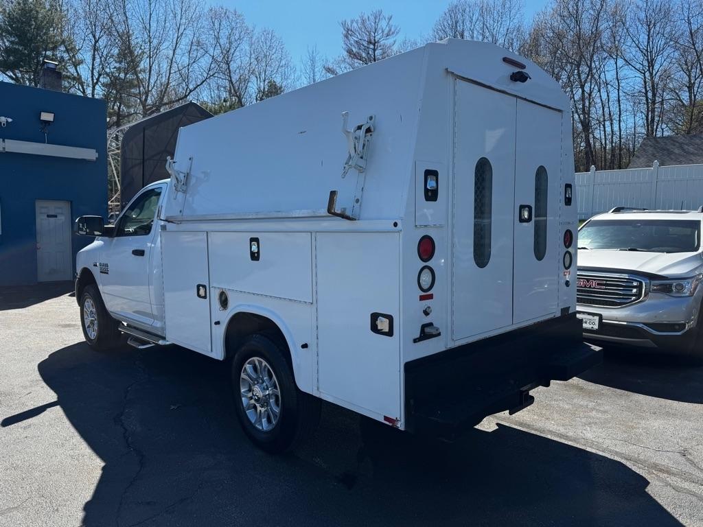 RAM 3500 4WD Reg Cab 143" WB 60" CA Tradesman 2015