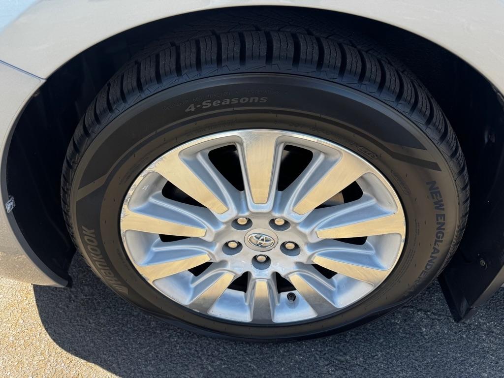 Toyota Sienna 5dr 7-Pass Van Ltd AWD (Natl) 2015