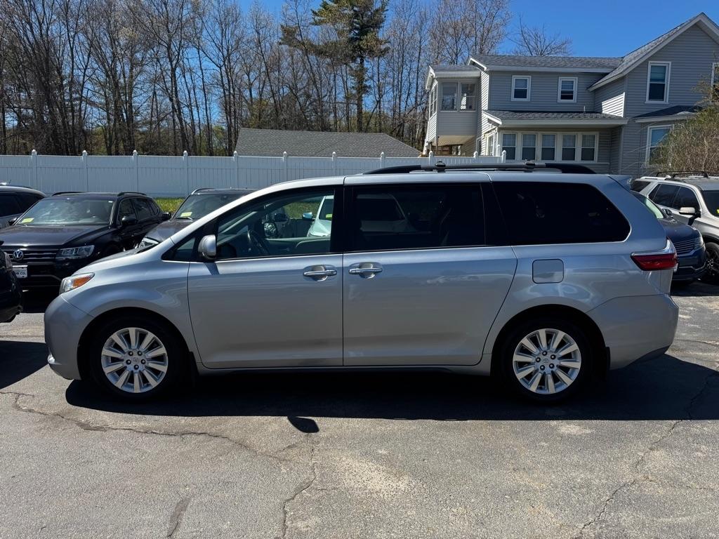 Toyota Sienna 5dr 7-Pass Van Ltd AWD (Natl) 2015