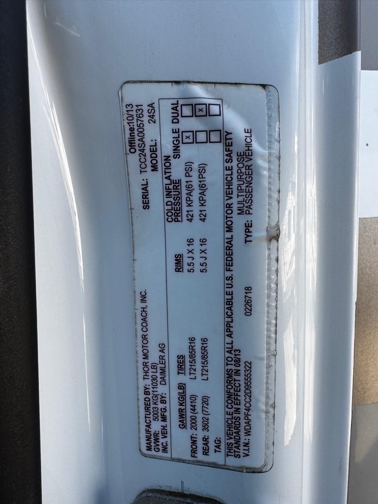 Thor Motor Coach Siesta  2013