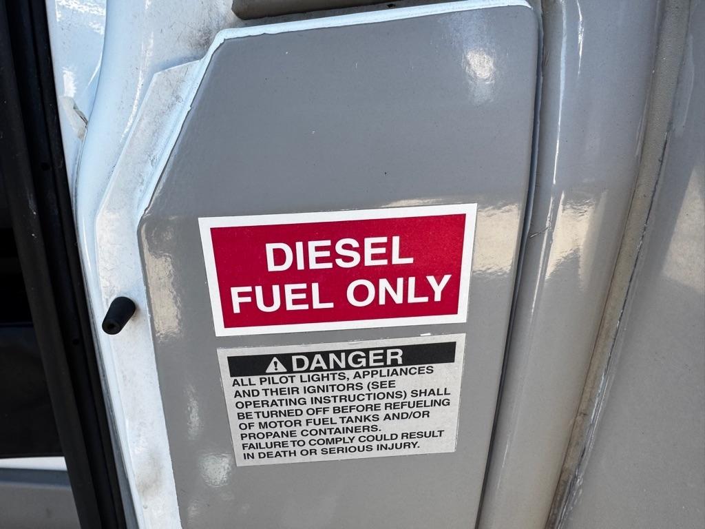 Thor Motor Coach Siesta  2013