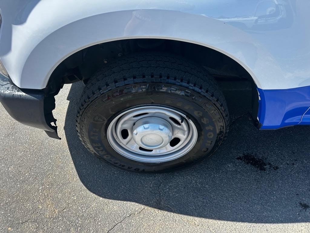 Ford Super Duty F-350 SRW XLT 2WD Reg Cab 8' Box 2018