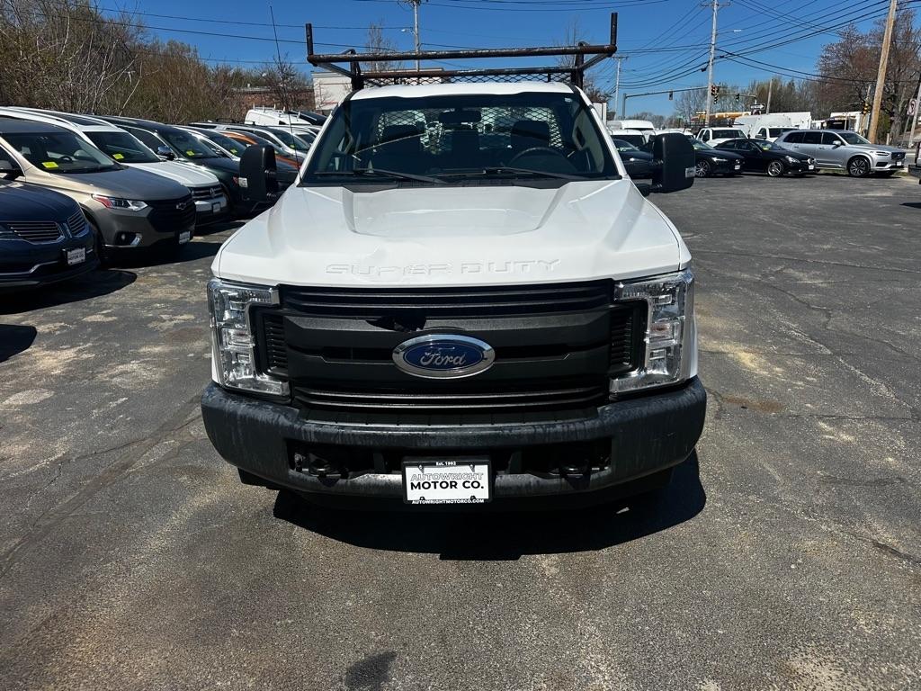 Ford Super Duty F-350 SRW XLT 2WD Reg Cab 8' Box 2018