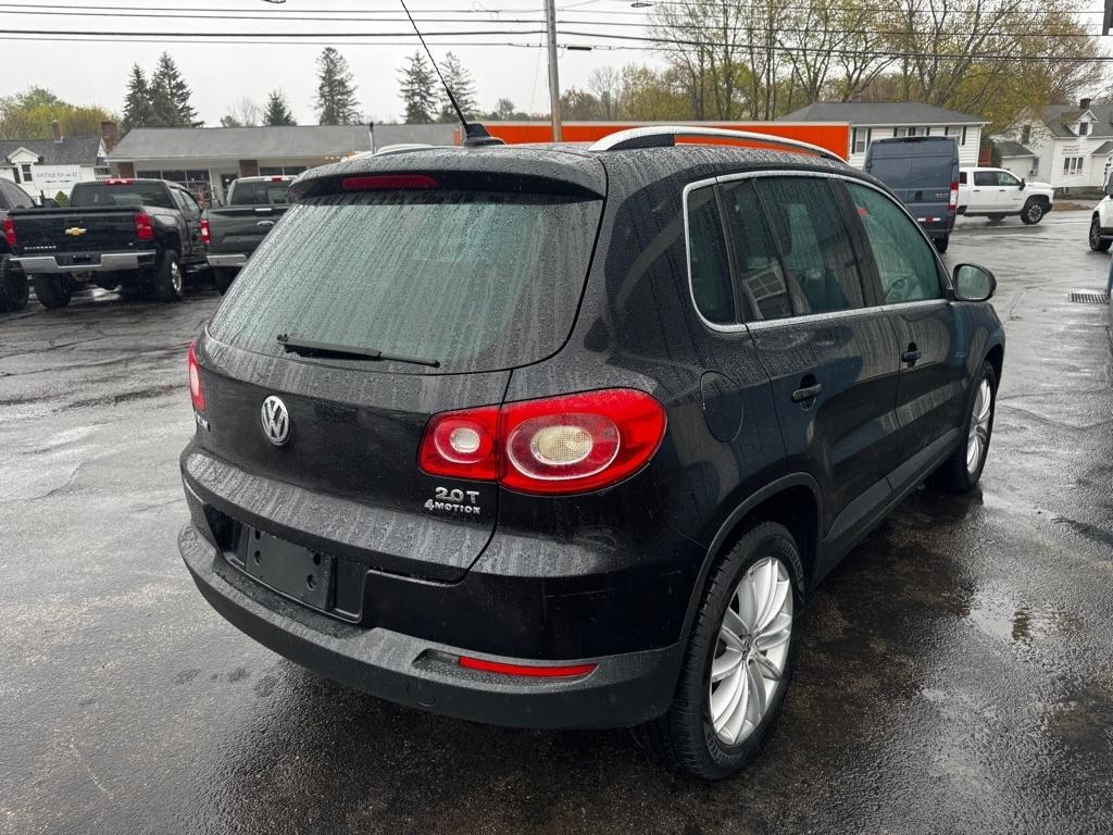 Volkswagen Tiguan 4WD 4dr S 4Motion 2011