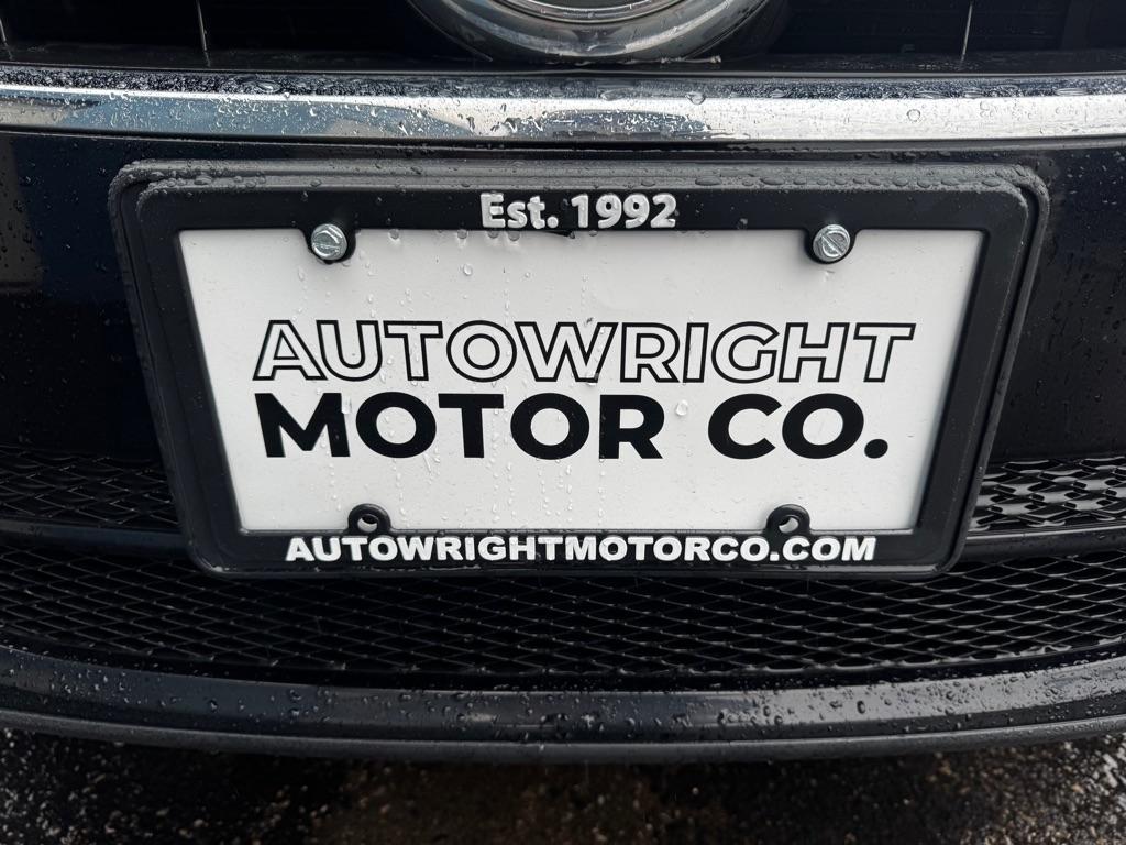 Volkswagen Tiguan 4WD 4dr S 4Motion 2011