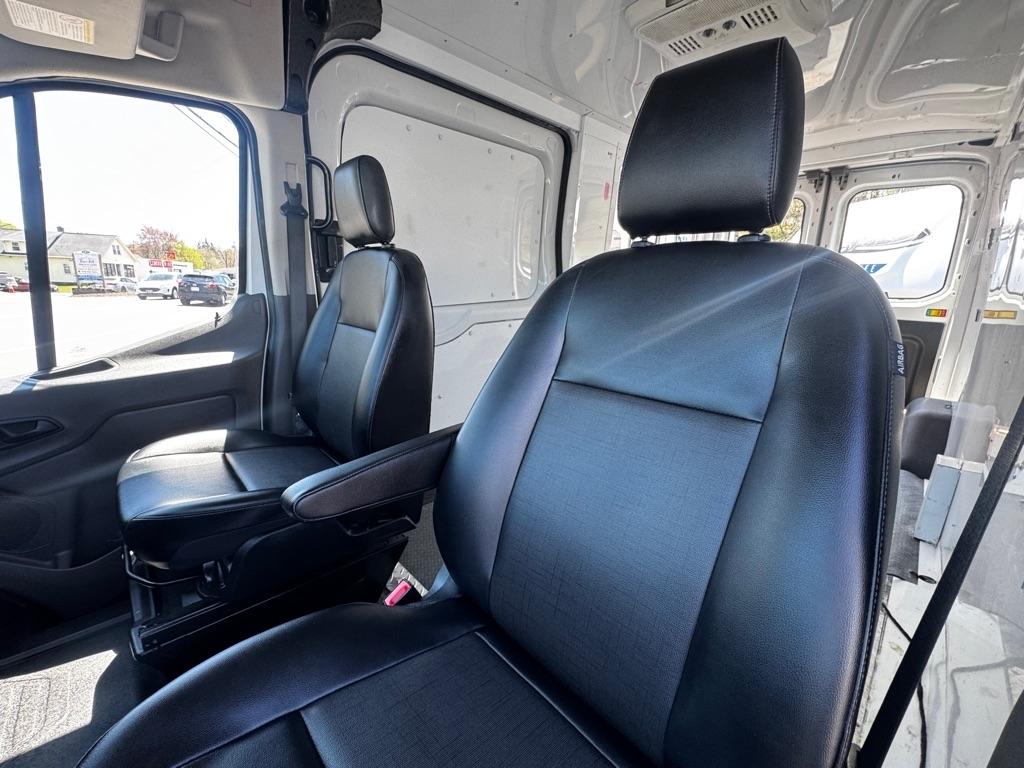 Ford Transit Cargo Van T-350 130" Med Rf 9500 GVWR RWD 2020