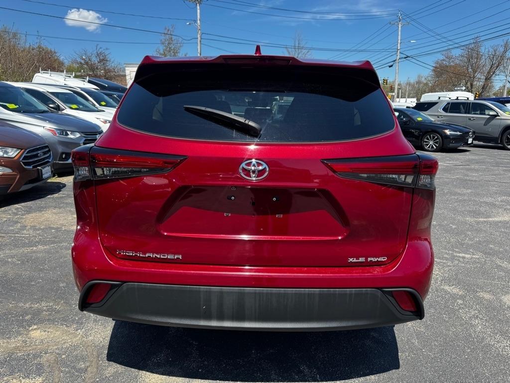 Toyota Highlander XLE AWD (Natl) 2022