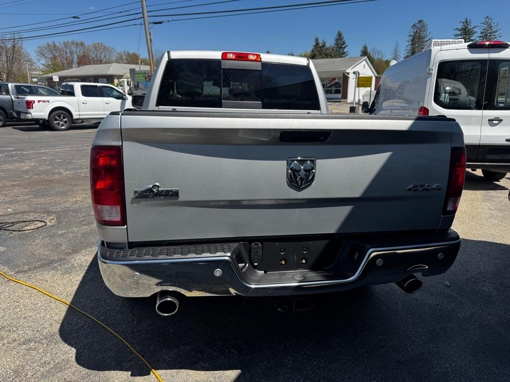 RAM 1500 Big Horn 4x4 Crew Cab 5'7" Box 2018