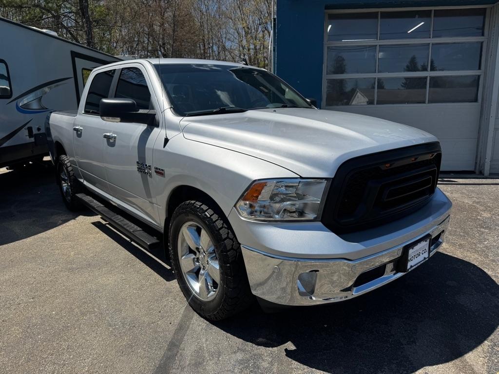 RAM 1500 Big Horn 4x4 Crew Cab 5'7" Box 2018