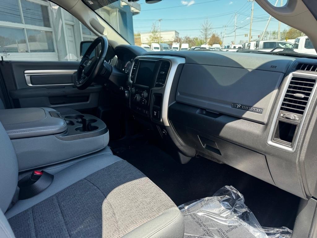 RAM 1500 Big Horn 4x4 Crew Cab 5'7" Box 2018