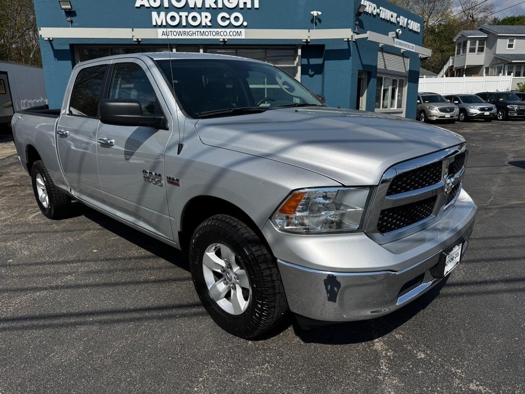 RAM 1500 SLT 4x4 Crew Cab 6'4" Box 2018